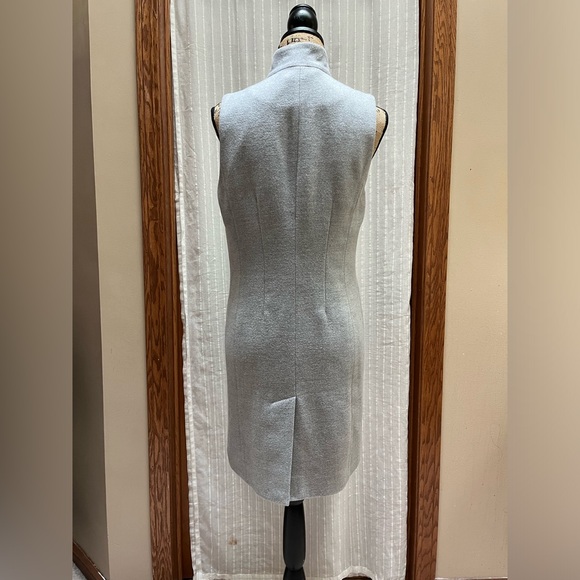 🔆WHBM Warm & Cozy Long Button Down Single Breasted Vest size 2 - Picture 3 of 9